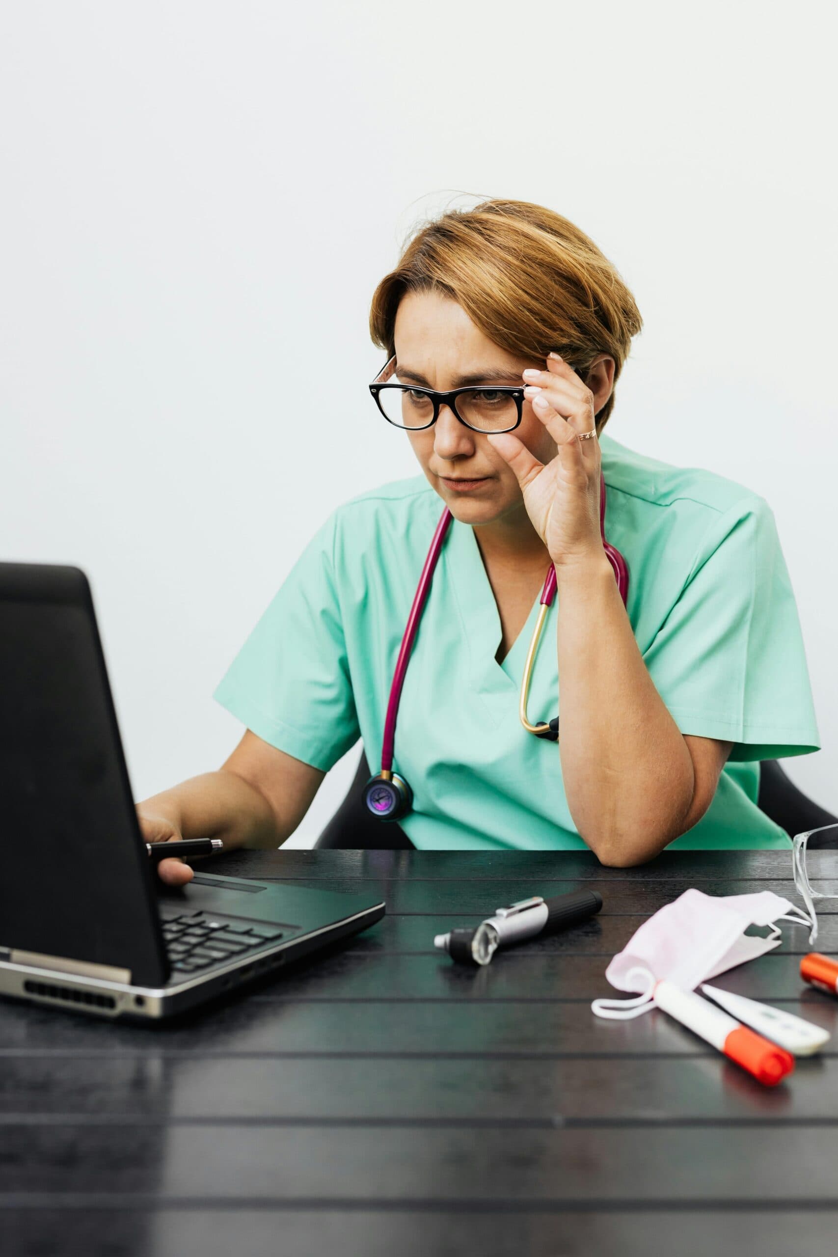 Building High-Performance Teams with Virtual Medical Staffing